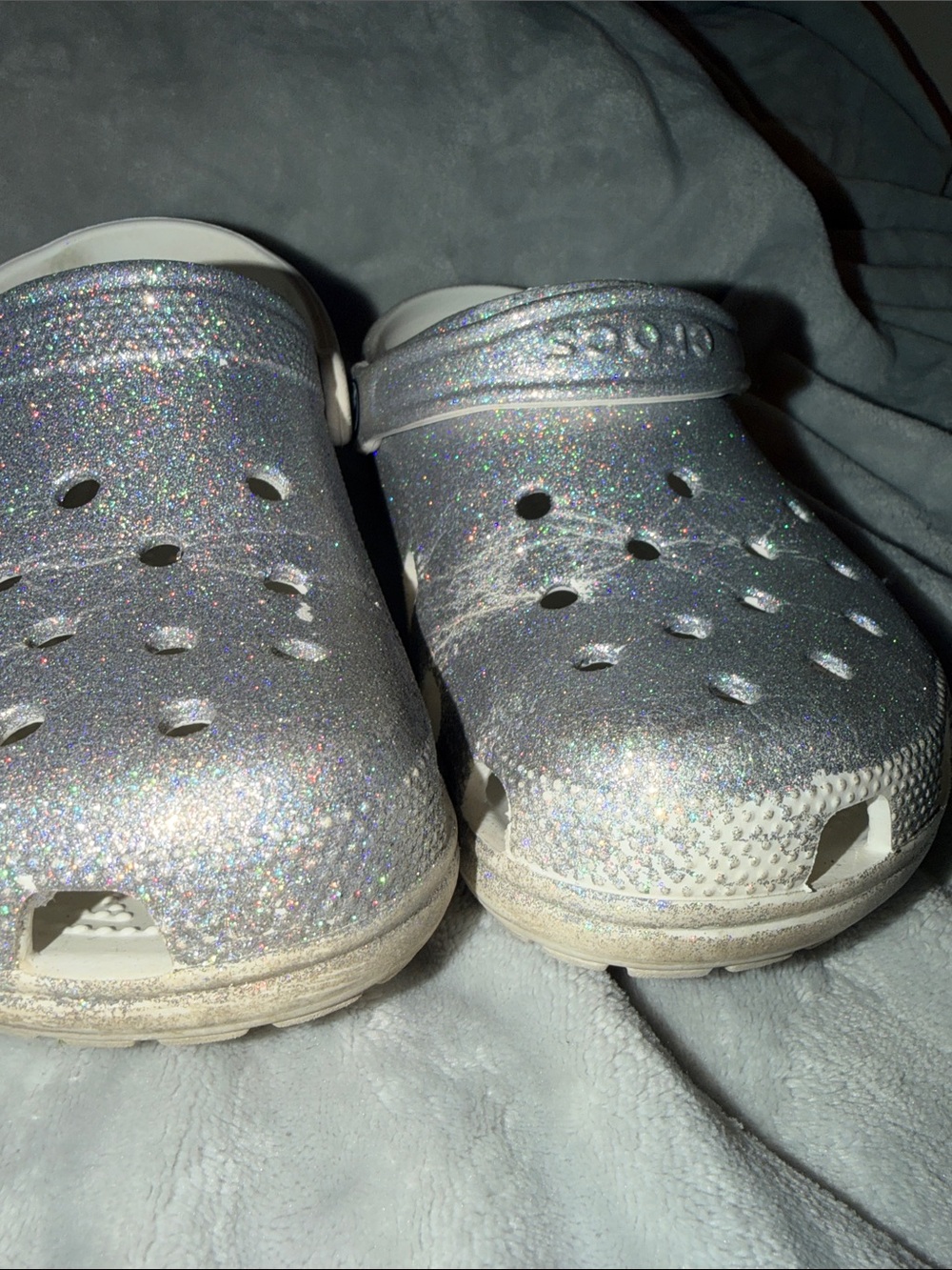 CROCS Classic Glitter Clog - Silver Holographic - Picture 2 of 3